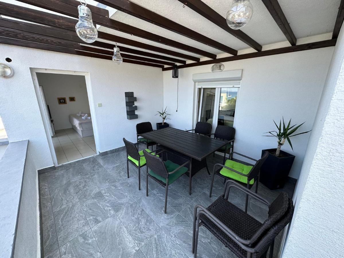 Apartments Kovac Vir Exterior photo